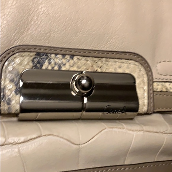 Coach Kristin Creme Spectator Great condition - Picture 9 of 11